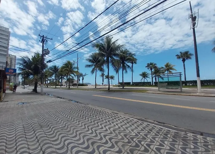 Bitenca Pe Na Areia
